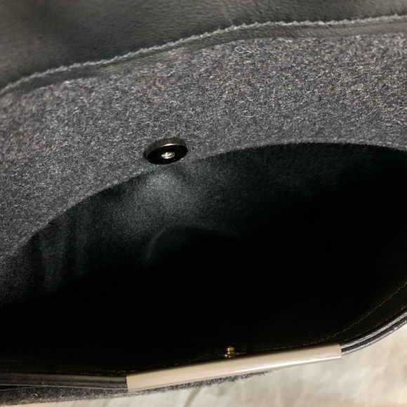 Like NEW, VINTAGE COACH!! Taylor leather, croc & wool accents & expandable sides - Picture 16 of 16